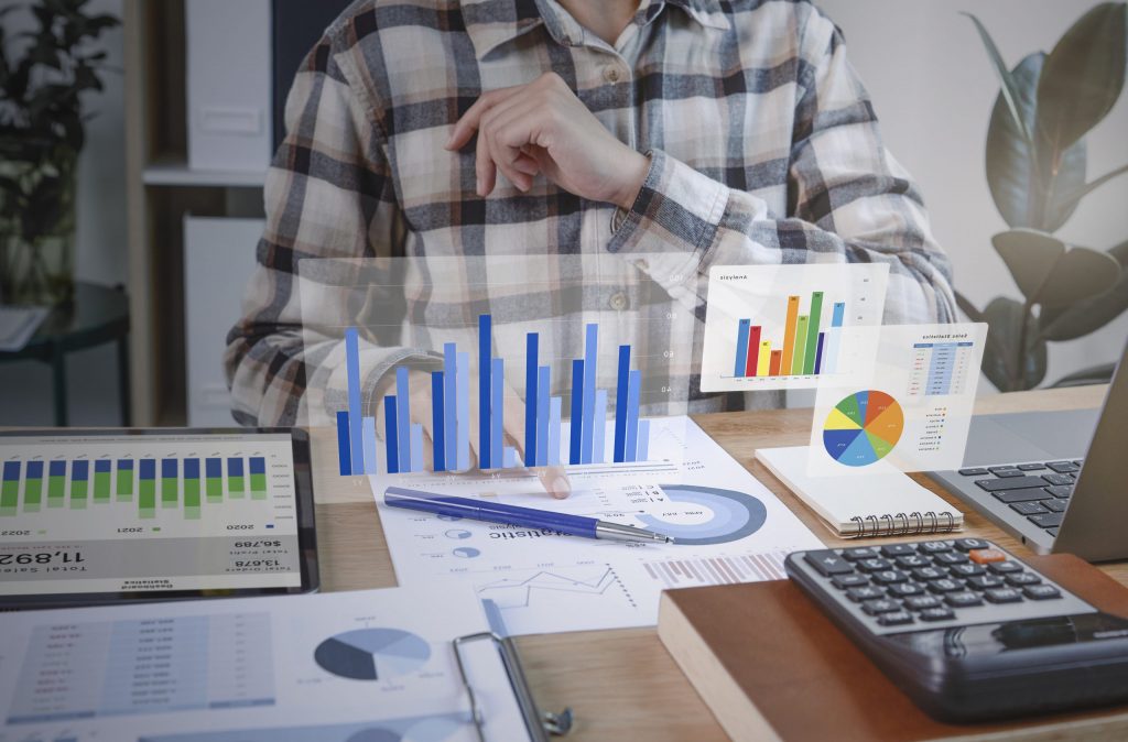 How we helped an Asset Manager evaluate a potential investment opportunity by preparing a merger model of two food delivery companies